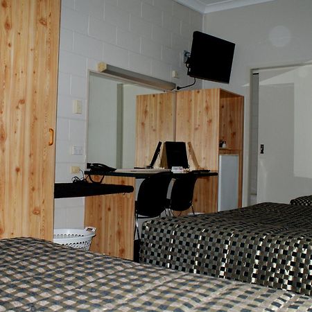 Black Diamond Motel Blackwater 외부 사진