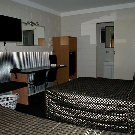 Black Diamond Motel Blackwater 외부 사진