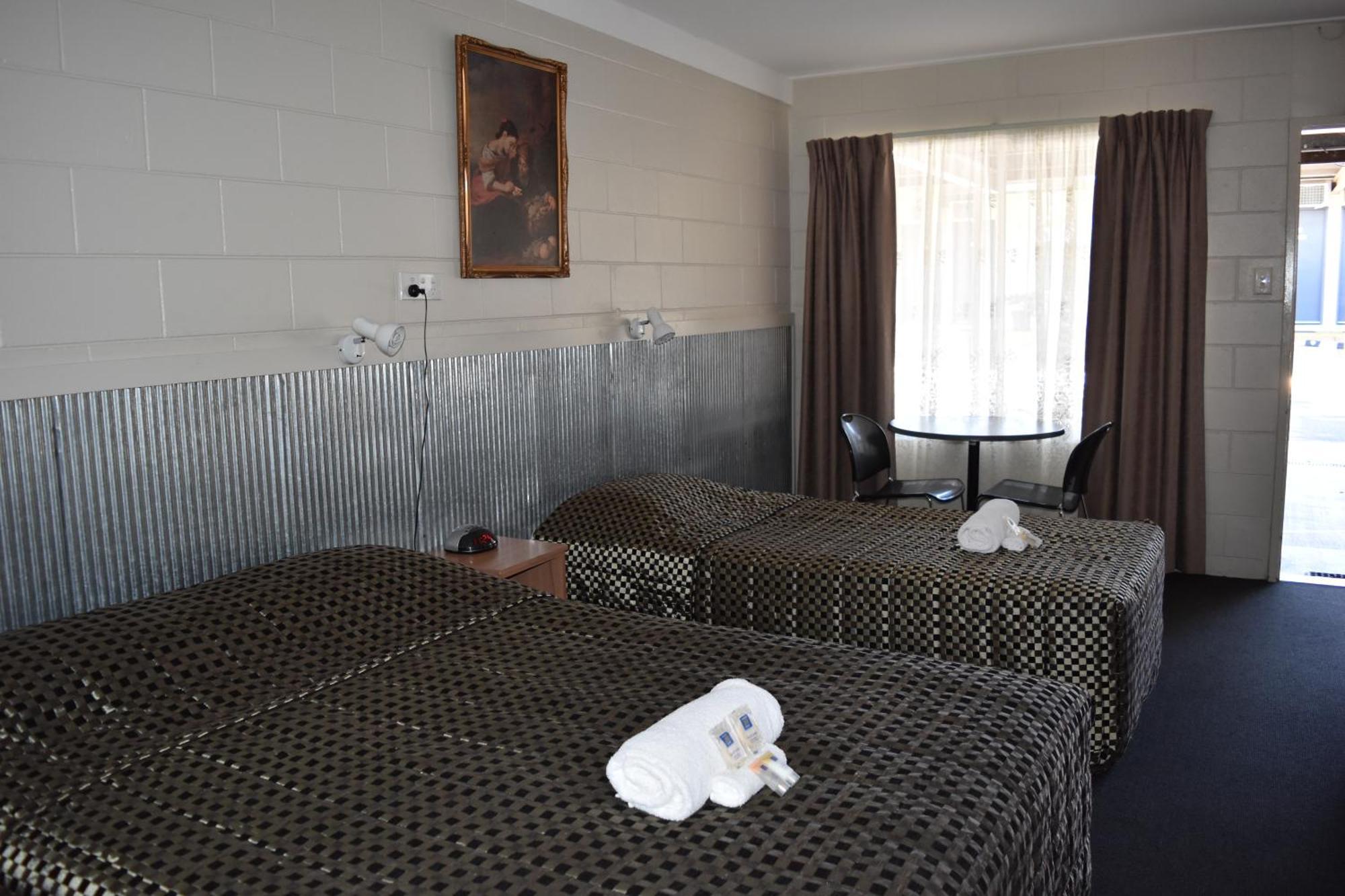 Black Diamond Motel Blackwater 객실 사진