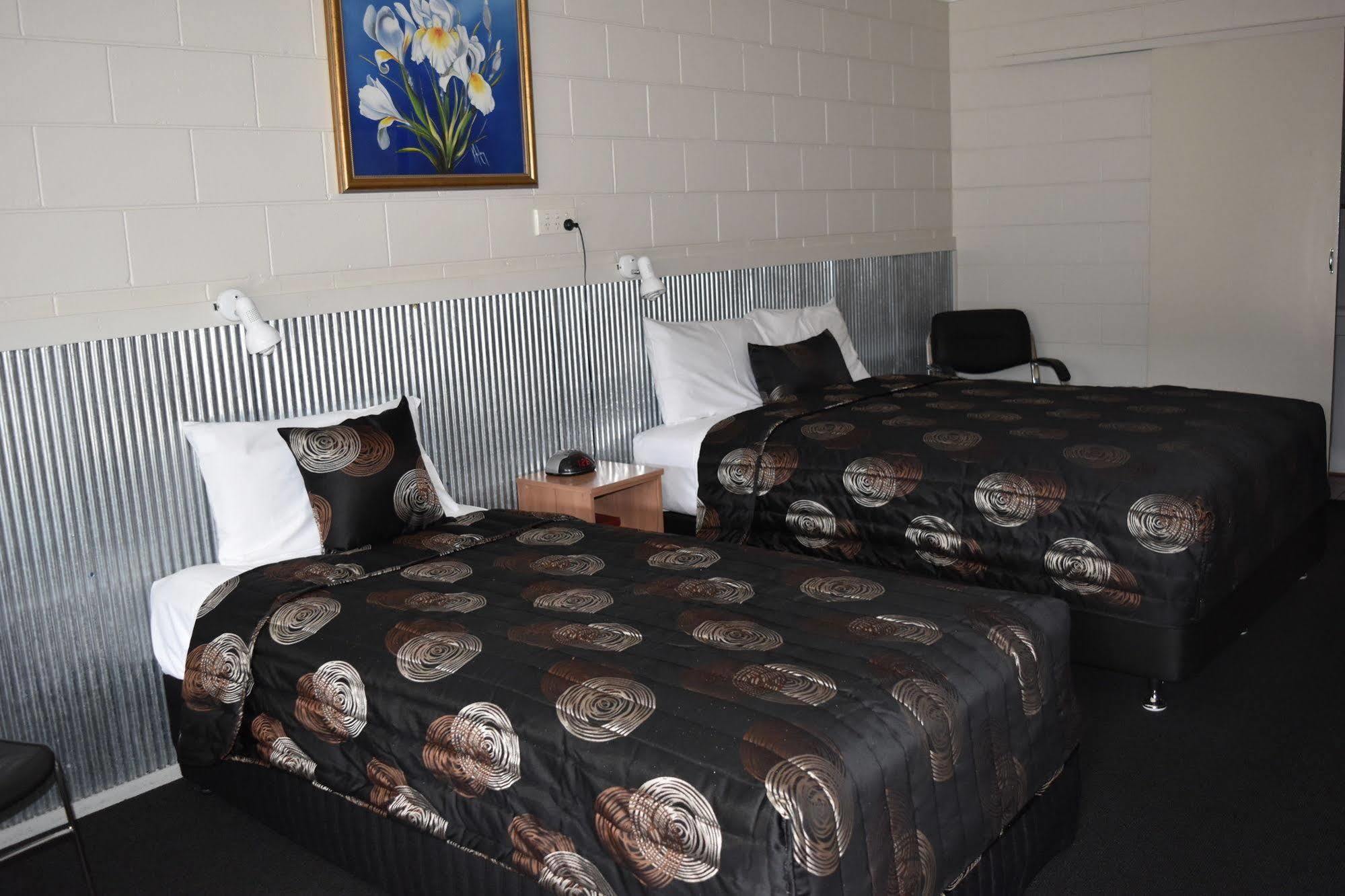 Black Diamond Motel Blackwater 외부 사진